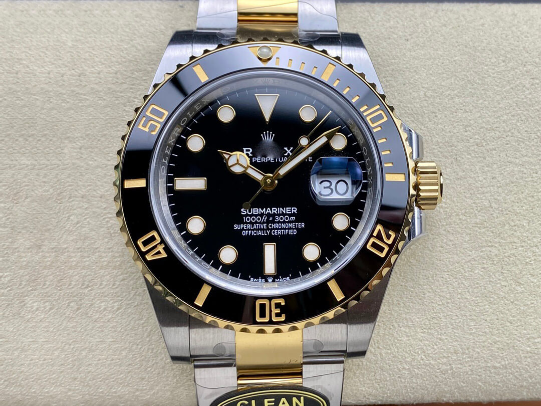 ROLEX SUBMARINER VS FACTORY CARBON FIBER