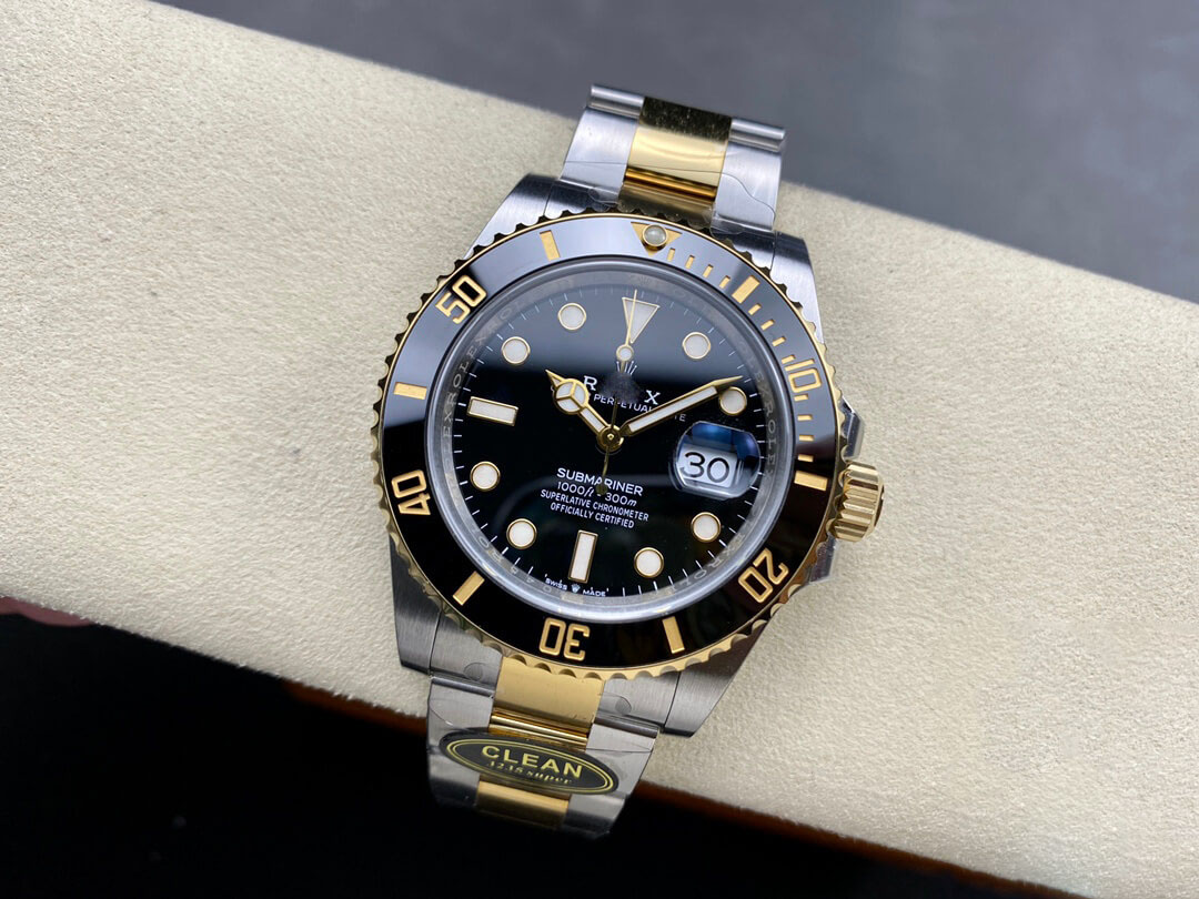 ROLEX SUBMARINER VS FACTORY CARBON FIBER